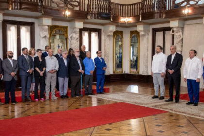 Presidente Abinader juramenta comité gestor del Observatorio Ambiental