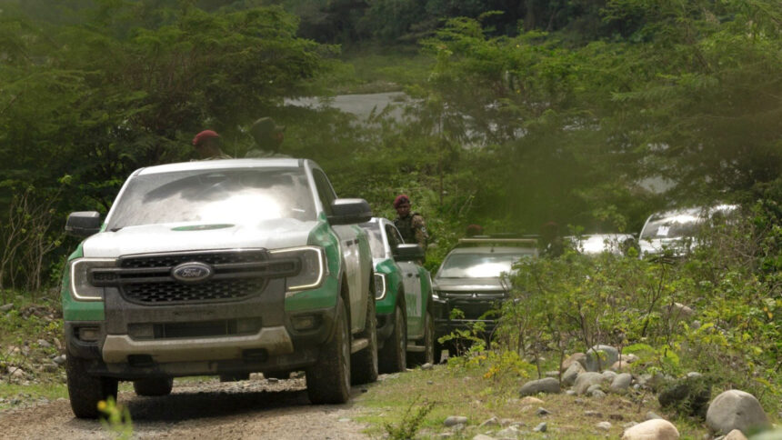 Ministerio de Medio Ambiente interviene el río Haina para recuperar su cauce y detener la extracción ilegal de agregados