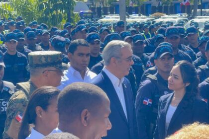 Abinader confía en colaboración entre PN y ciudadanía en operativo Semana Santa 2026