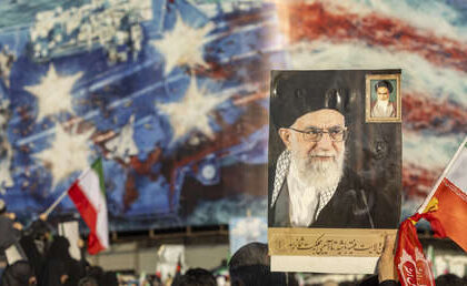 Irán, preparado para mostrar "nuevas cartas", mientras Trump no cesa sus amenazas: MINUTO A MINUTO