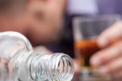 Intoxicaciones por alcohol aumentan a 411 en esta Semana Santa 2026