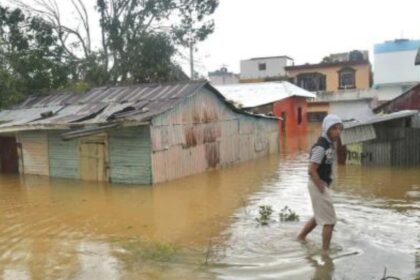 Más de 350 personas desplazadas por recientes lluvias registradas en el país