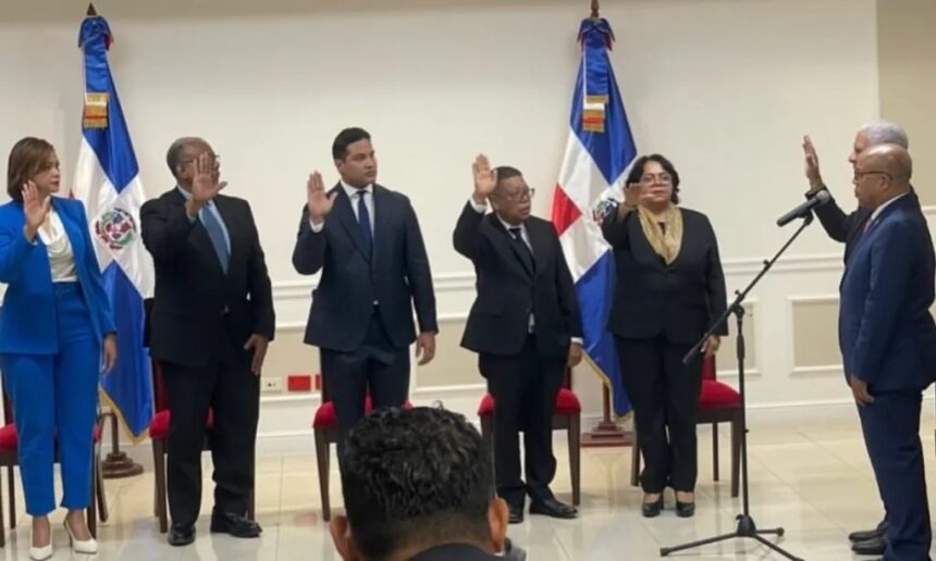 Cámara de Cuentas niega aumento salarial y revoca resolución que disponía incremento de beneficios tras pedido del Senado