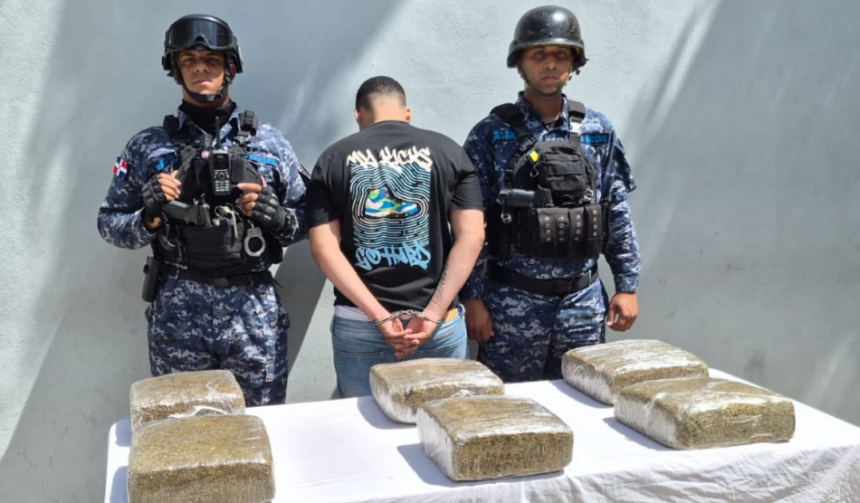 PN ocupa seis paquetes de presunta marihuana y arresta a un hombre en Capotillo