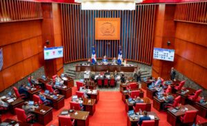 Senadores divididos ante proyecto que busca eliminar exoneraciones de vehículos 7 Senado aprueba en primera lectura ley para regular intermediación inmobiliaria y publicidad engañosa