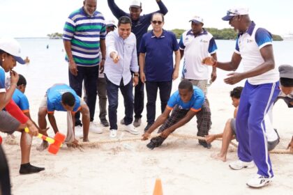 Ministro Kelvin Cruz encabeza inauguración Juegos de Semana Santa 2026