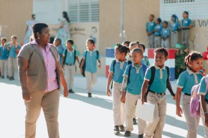 MINERD llama a reintegrarse a las aulas este lunes 6, tras Semana Santa