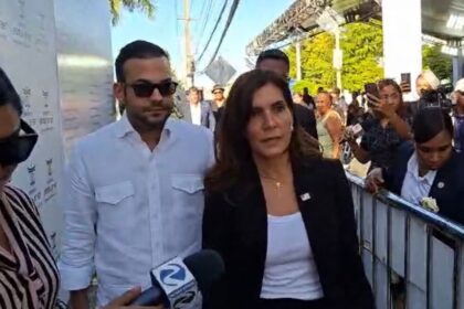 Embajadora de EE.UU en RD acude a la zona cero del Jet Set; la acompañó el actor Eduardo Verastegui