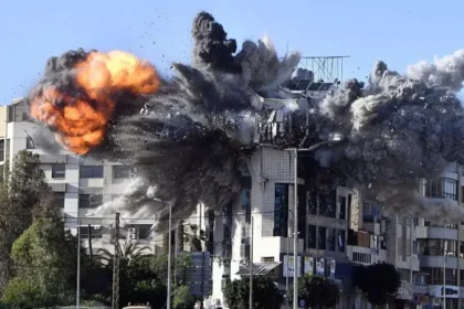 Fuera de Serie :Ataques israelíes en el Líbano dejan más de 300 los muertos