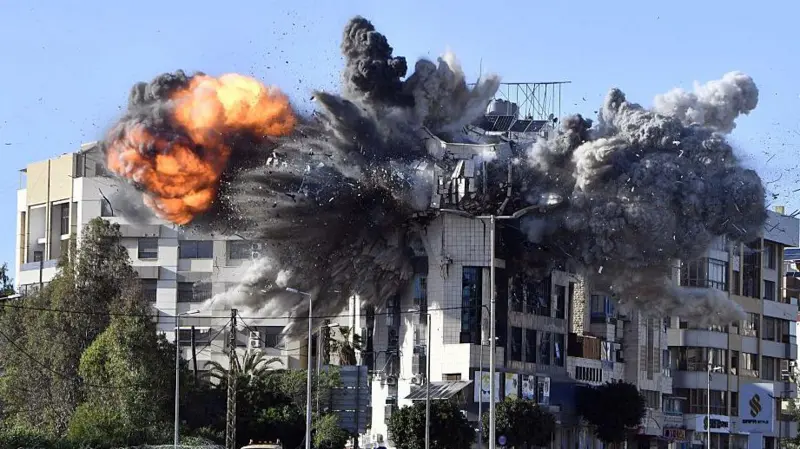 Fuera de Serie :Ataques israelíes en el Líbano dejan más de 300 los muertos