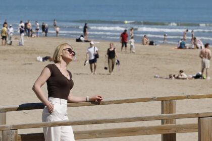 El sol se impone este Sábado Santo, con máximas de más de 25 grados en gran parte del país