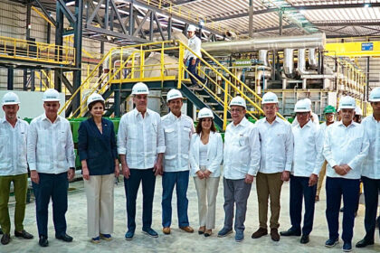 Manuel Estrella resalta estabilidad económica y clima de confianza para invertir durante inauguración de en San Pedro de Macorís