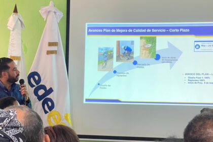 Edeeste realiza exitoso encuentro con autoridades de Monte Plata para presentar proyectos de mejora eléctrica y desarrollo provincial