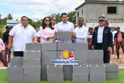 Turismo inicia construcción de parque-parador en Las Clavellinas, Azua