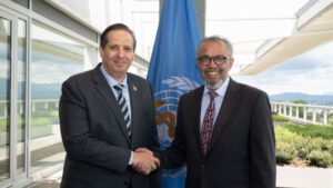 Ministro Víctor Atallah aborda agenda con Tedros Ghebreyesus previo a asumir presidencia de la Asamblea Mundial de la Salud