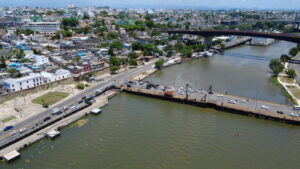Puente flotante será cerrado este sábado por paso de embarcación