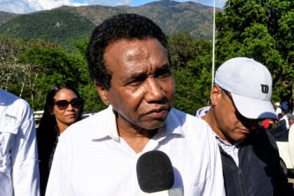 Félix Bautista califica de extraordinaria la marcha contra la minera en San Juan