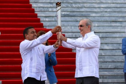 Abinader oficializa el inicio de la ruta de la antorcha hacia los XXV Juegos Centroamericanos y del Caribe Santo Domingo 2026
