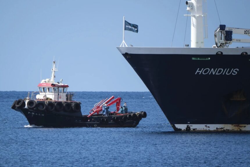 España y la OMS repatrían a 94 pasajeros de 19 países tras la llegada del crucero Hondius a Tenerife