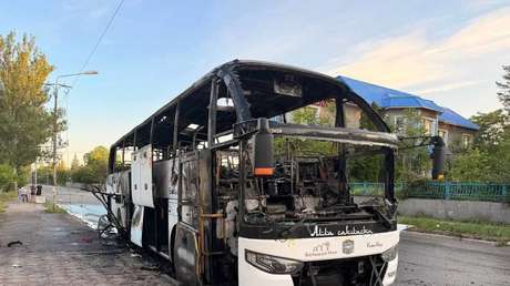 Dron ucraniano ataca un autobús de pasajeros en Rusia y mata a 7 personas (FOTOS, VIDEO)
