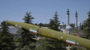Canciller iraní: EE.UU. debe aceptar la realidad de "una República Islámica poderosa"