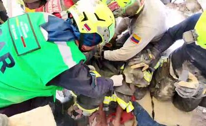 70 horas bajo los escombros: el dramático rescate de un niño en Venezuela (VIDEO)