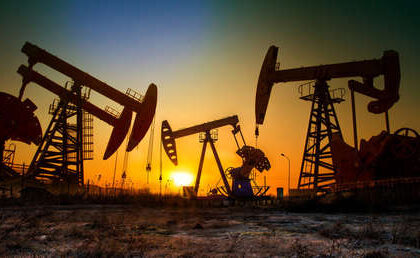 El Brent se dispara tras el nuevo intercambio de ataques entre EE.UU. e Irán