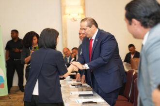Ministerio de Salud y el SNS fortalecen atención prenatal; buscan reducir riesgos maternos y neonatales