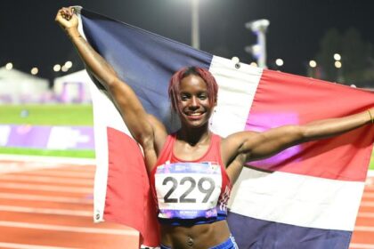 Liranyi Alonzo le da otro oro a RD y rompe record en los 100 metros