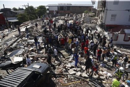 Fuera de Serie : Más de 100Más de 100 muertos y 1.500 viviendas afectadas: Colombia declarará emergencia por terremoto muertos y 1.500 viviendas afectadas: Colombia declarará emergencia por terremoto