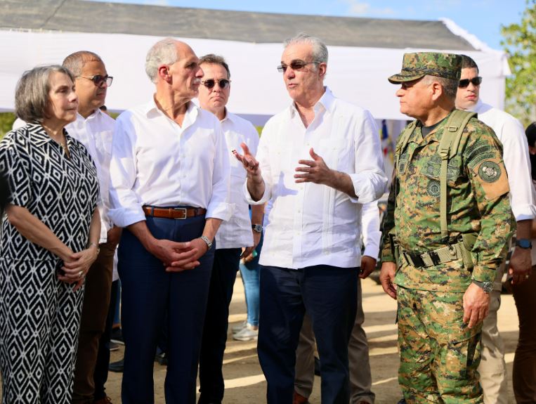 Abinader y Asfura fortalecerán lazos comerciales entre Honduras y RD