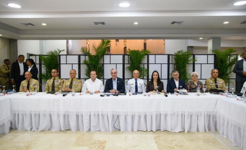 Autoridades presentan desarticulación de estructura dedicada a asaltar establecimientos comerciales