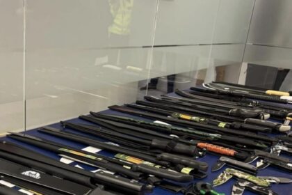Ofensiva policial en Madrid: la Policía Nacional incauta 1.235 armas blancas en el último trimestre