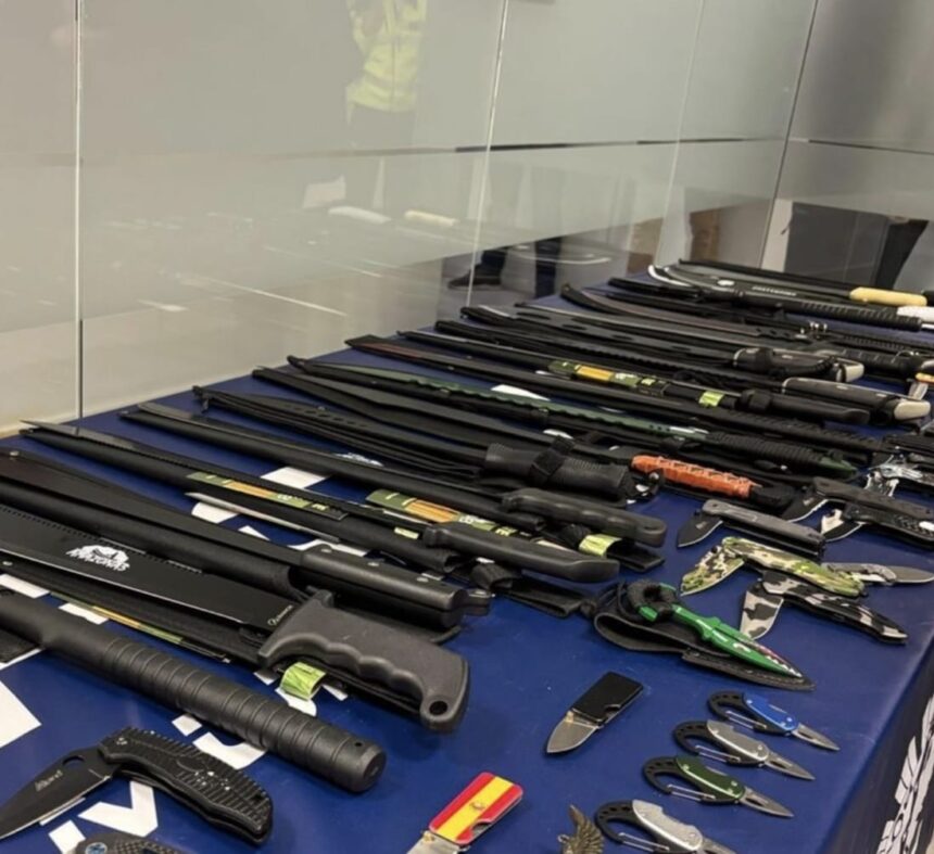 Ofensiva policial en Madrid: la Policía Nacional incauta 1.235 armas blancas en el último trimestre