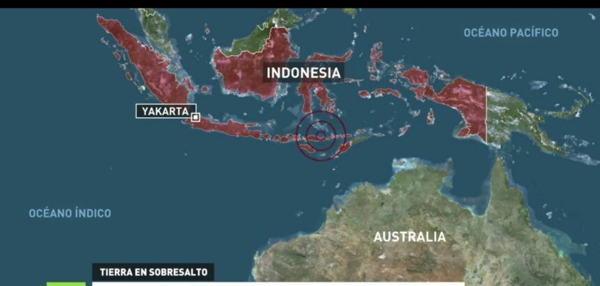 PRIMERAS IMÁGENES tras el potente sismo de 7,7 en Indonesia