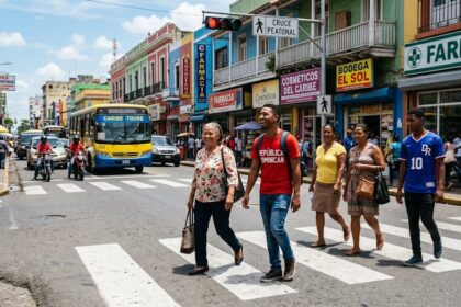 El viacrucis de los dominicanos que andan a pie; conoce los derechos del peatón