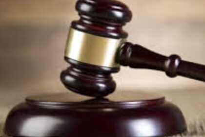 20 años de prisión a dos hombres por matar a mujer que protegía a su hijo en SDN