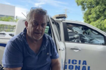 Apresan a sujeto acusado de clonar tarjeta bancaria a una mujer en SFM