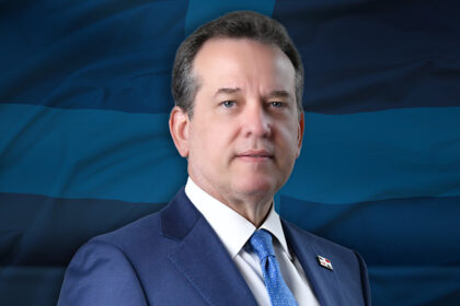 Víctor “Ito” Bisonó asumirá como nuevo canciller de República Dominicana; el presidente Abinader realiza nuevos cambios en Ministerio de Vivienda y Portuaria