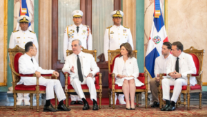 Abinader recibe cartas credenciales de nueve nuevos embajadores y fortalece relaciones diplomáticas