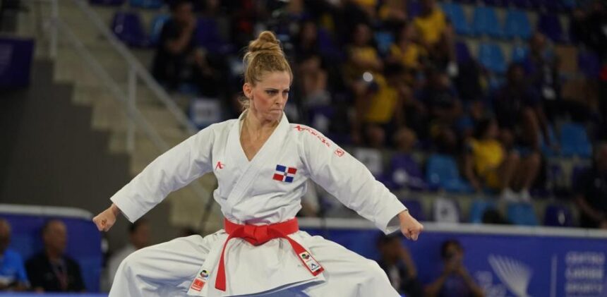 María Dimitrova, la leyenda del karate dominicano, se despide con un histórico séptimo oro Centroamericano