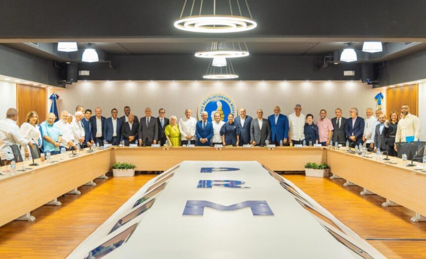 PRM ratifica a Ricardo de los Santos y Alfredo Pacheco para presidir el Congreso Nacional