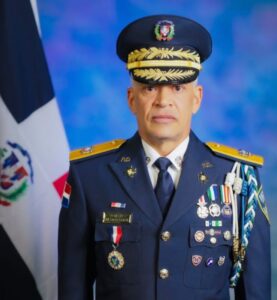 Abinader designa a Ernesto Rodríguez García como nuevo director de la Policía Nacional