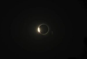 Adiós al eclipse de sol tras traer un anochecer anticipado y breve a parte de España