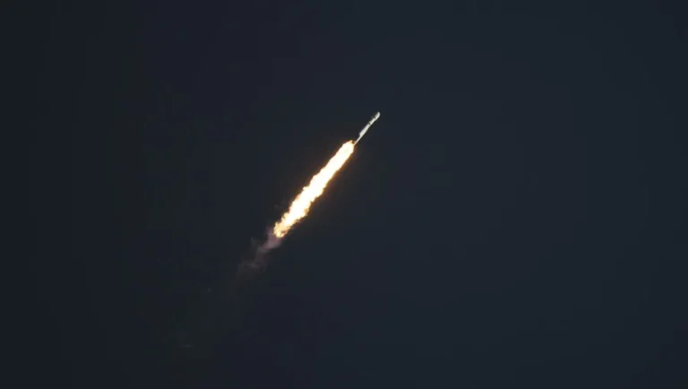 Telescopio Roman, con un campo de visión cien veces mayor que Hubble, ya está en órbita