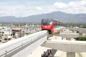 Monorriel de Santiago y Teleférico de SDO pudieran empezar a operar a final de año