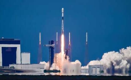 EE.UU. pone en órbita su primera arma espacial