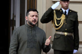 "Zelenski es un traidor", sostiene su exportavoz