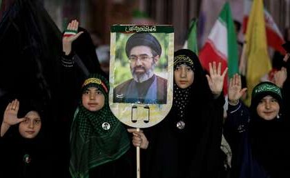Presidente de Irán revela cómo se encuentra el ayatolá Mojtabá Jameneí