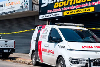 Encuetran cadáver en descomposición dentro de un negocio en Herrera; detienen al propietario y a un colaborador